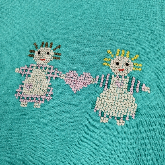 Vintage 1980s Grandma Crewneck Sweatshirt / Made in USA / Embroidered Children - Picture 2 of 9